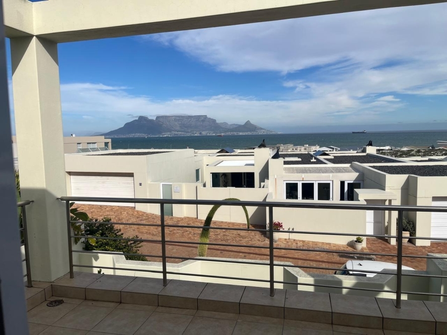 To Let 4 Bedroom Property for Rent in Big Bay Western Cape
